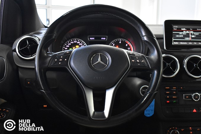 MERCEDES-BENZ B 180 CDI Executive